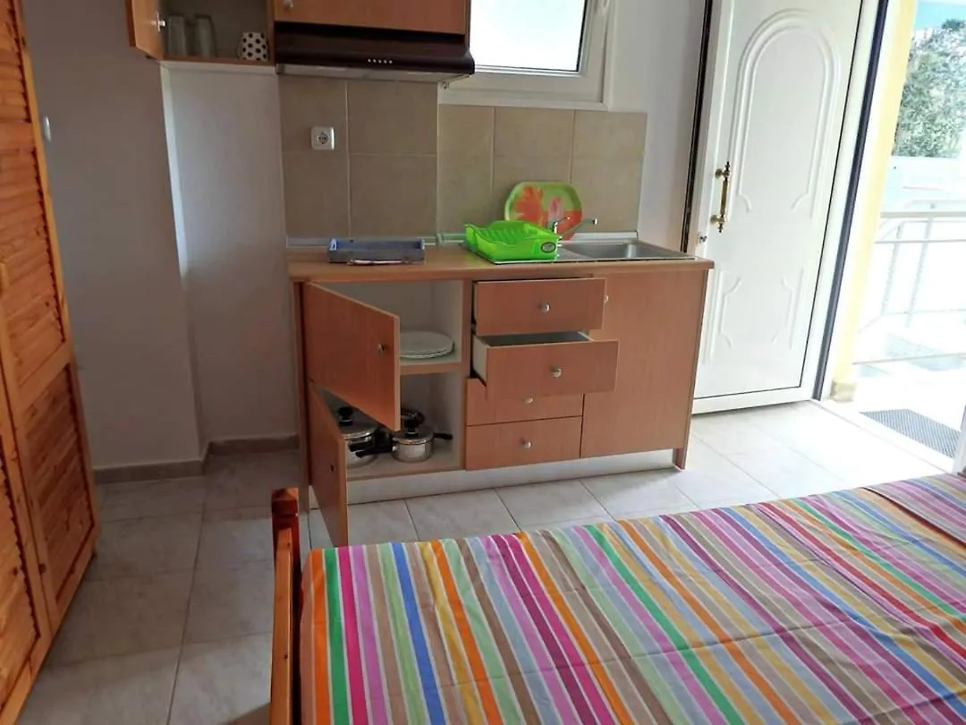 Fouli House Aparthotel Pefkochori Greece