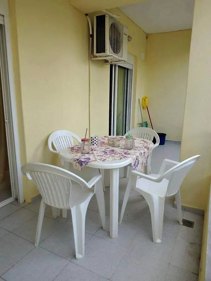 Fouli House Aparthotel Pefkochori 0*,